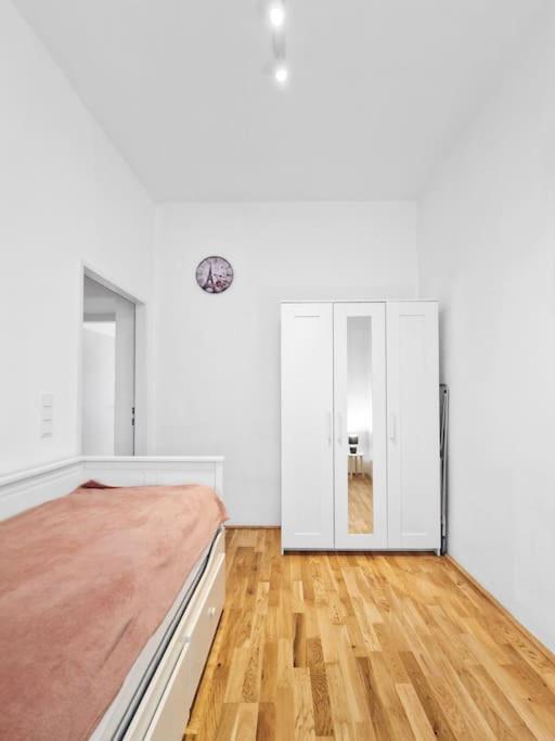Tabor Strasse Apartment
